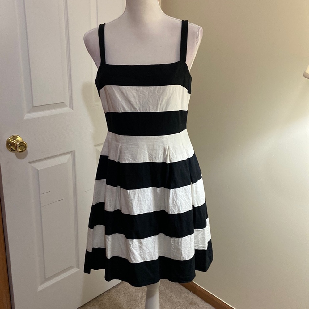 Loft size 6 dress